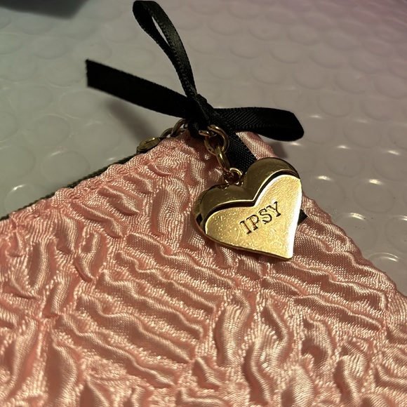 🌙SOLD. IPSY Bundle 🌷 - Picture 4 of 5